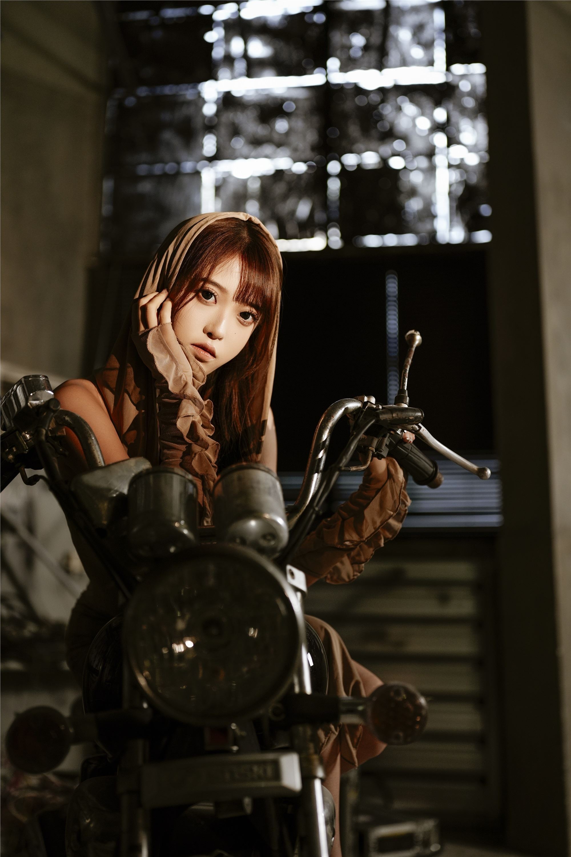 YITUYU艺图语 2025.01.24 废墟靓影 Yuri小阿飘